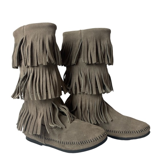 Minnetonka women’s three layers fringe mid-calf suede pull on boots size 6 - Picture 5 of 7